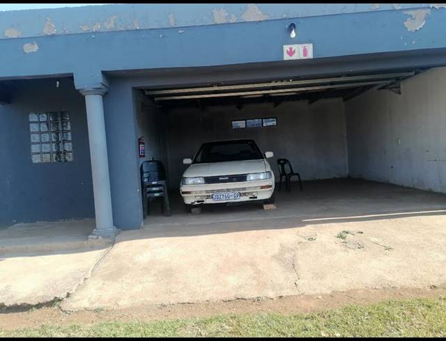2 BEDROOM HOUSE FOR SALE IN PALM RIDGE